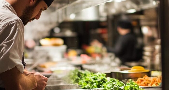 How common are Salmonella Outbreaks caused by Restaurant Employees ...